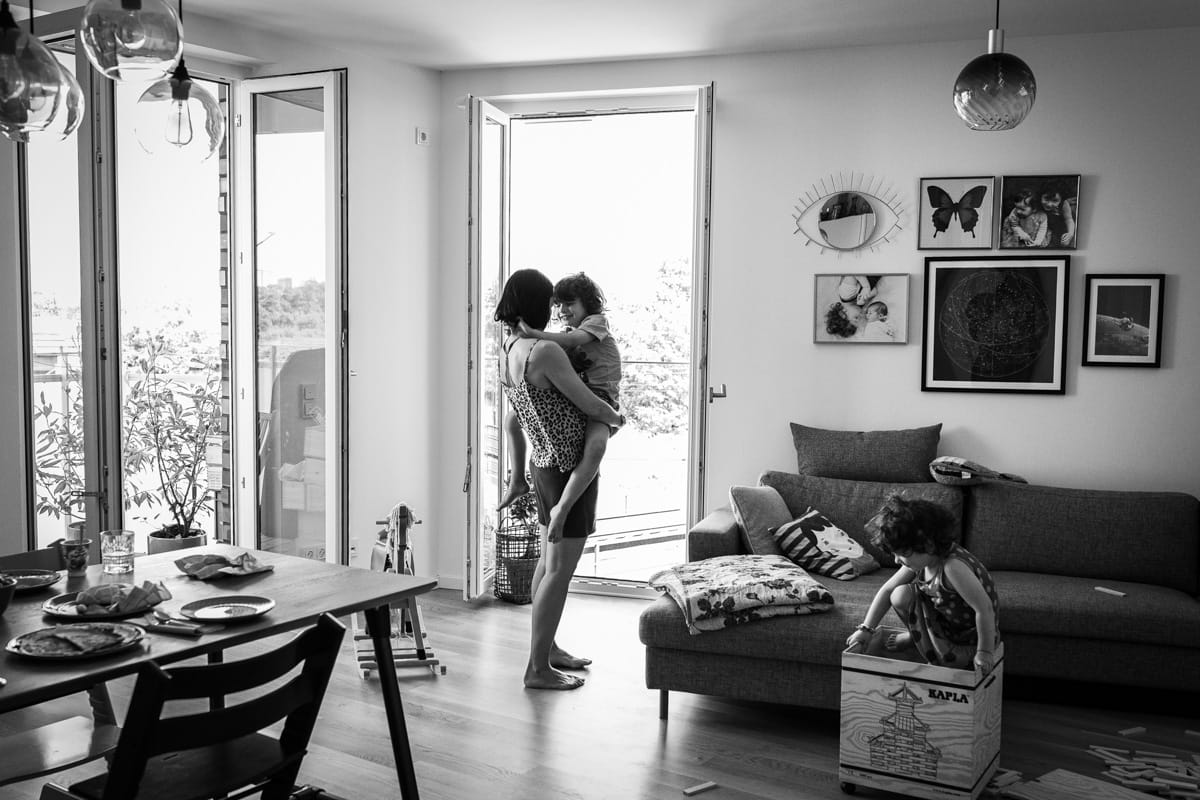 Familiendokumentation zu Hause. Wohnzimmer.