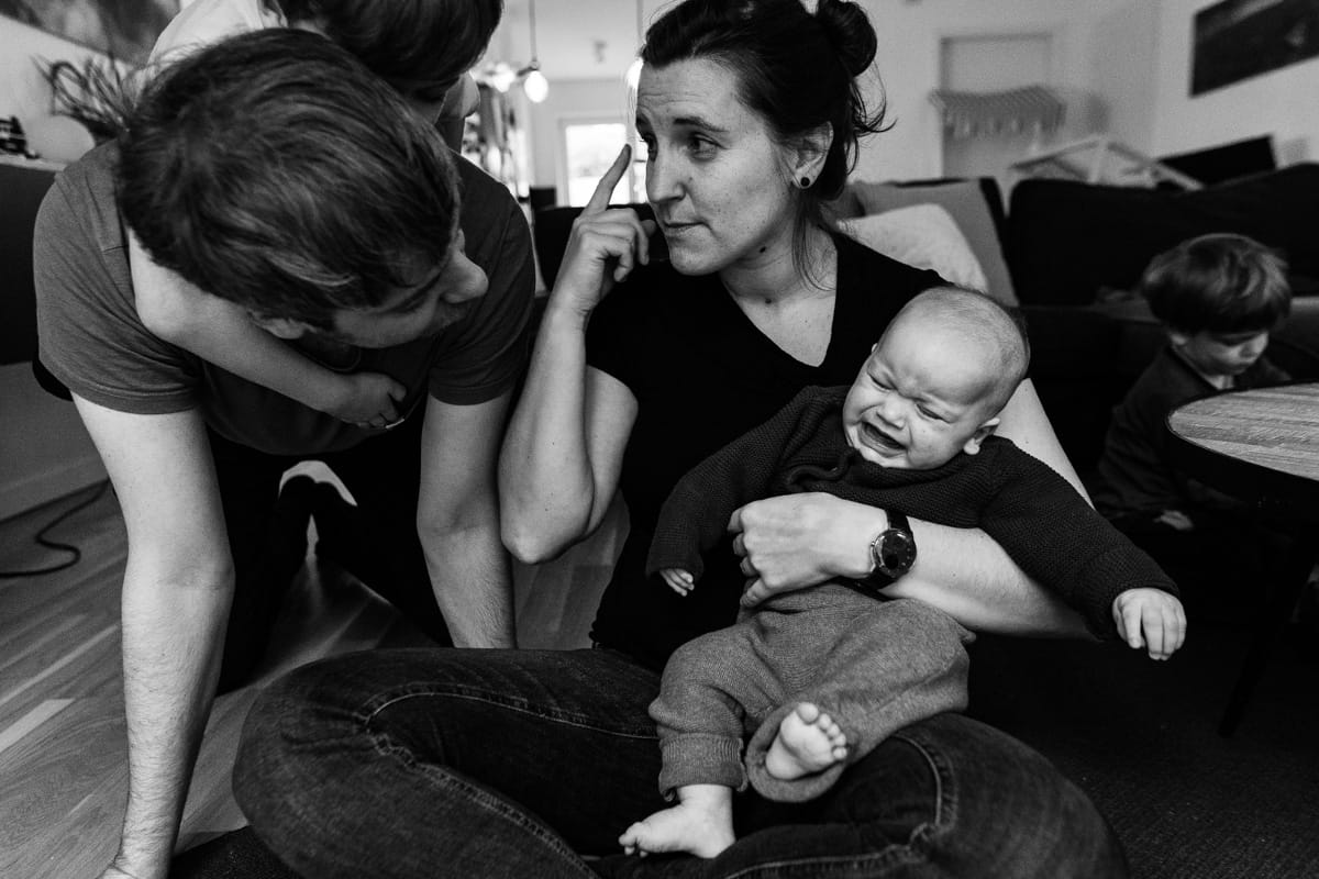 natuerliche-familienfotos-hamburg-wochenbett-familienshooting-7374