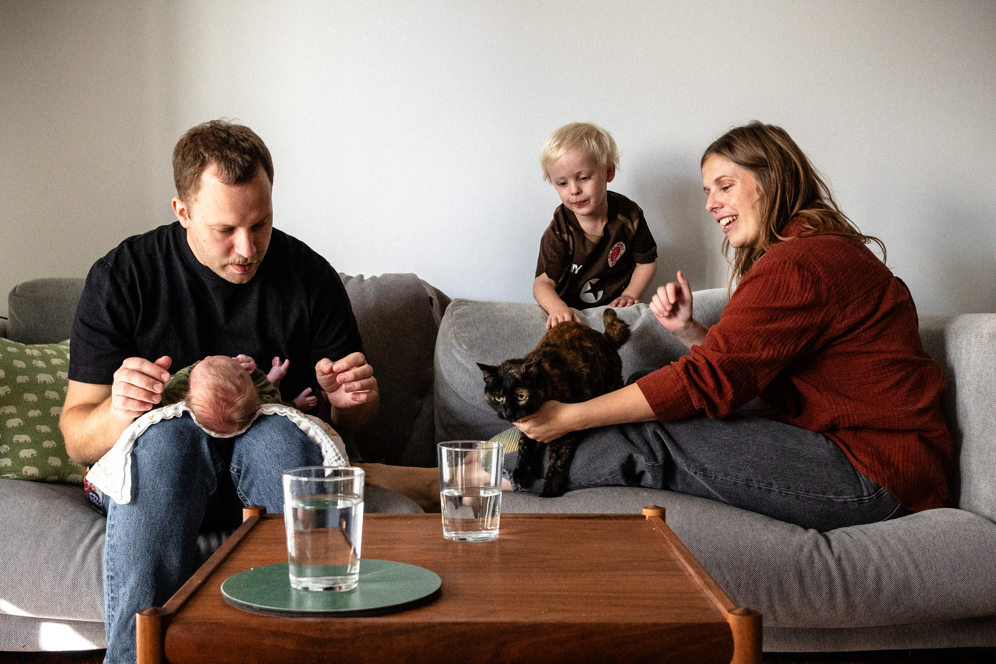 Familienfoto im Wochenbett, Wochenbettreportage